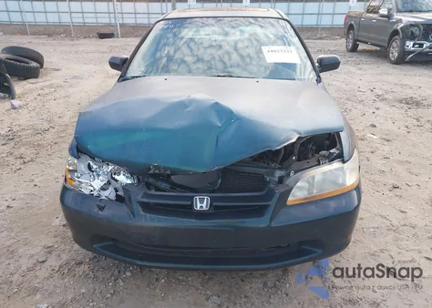 1998 Honda Accord Ex из США, поврежденный, VIN 1HGCG5657WA159126